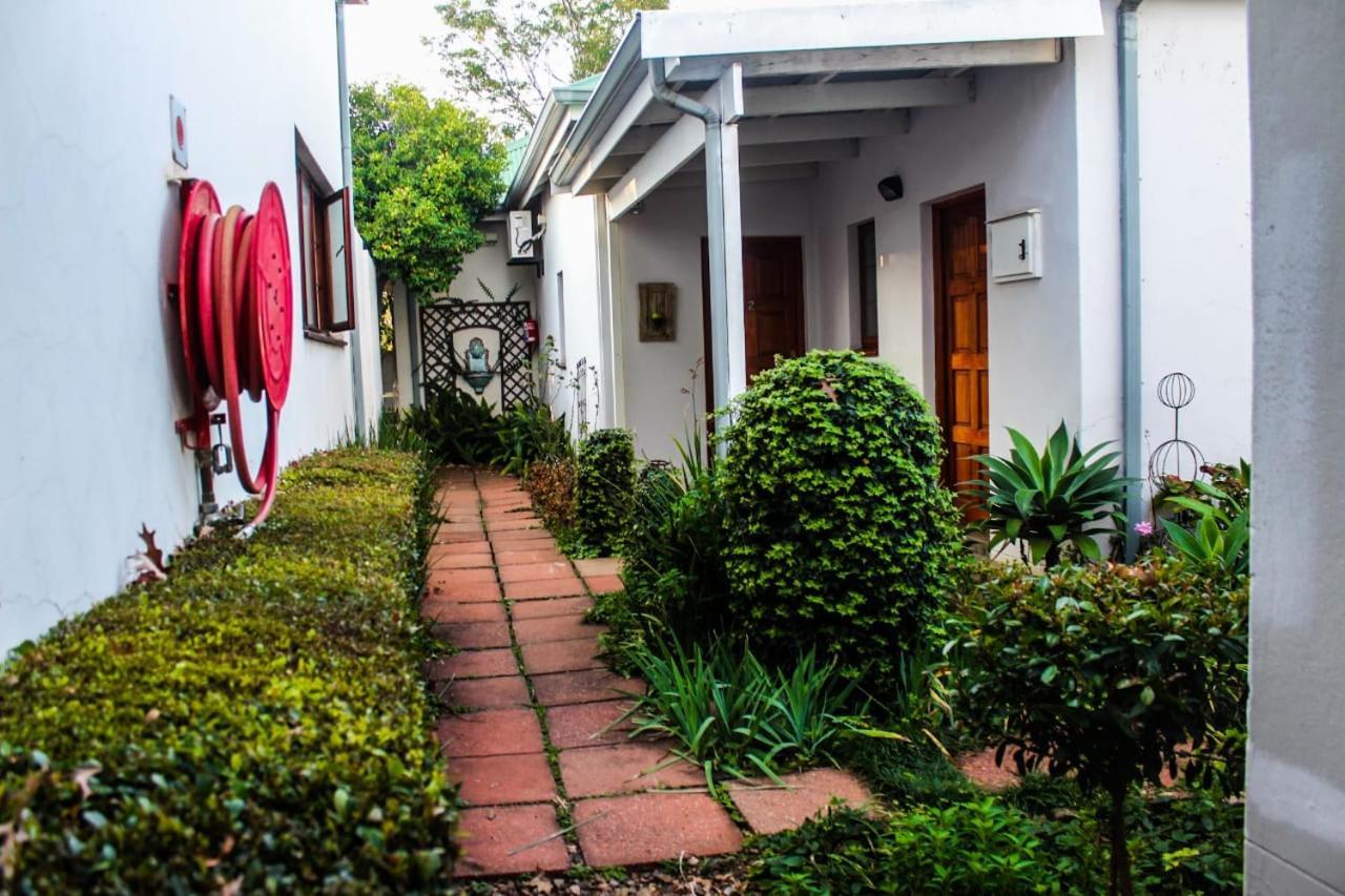 Villa Jana Guesthouse بريتوريا المظهر الخارجي الصورة